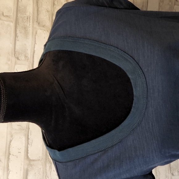 Time and Tru Navy Top - Picture 2 of 5